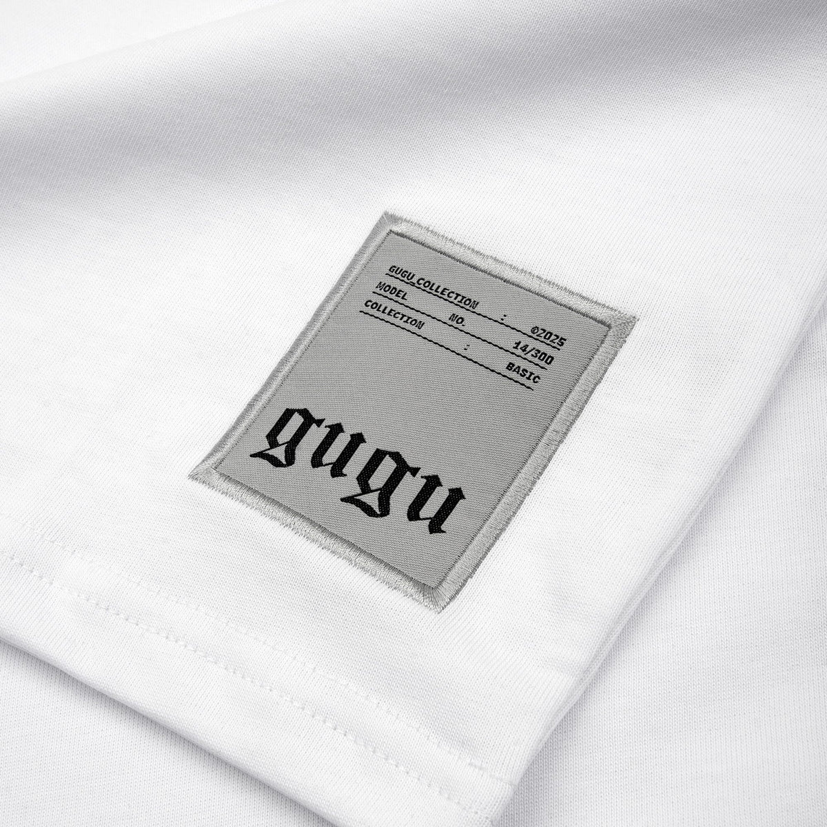GUGU t-shirt "GUGU SPIDER” white
